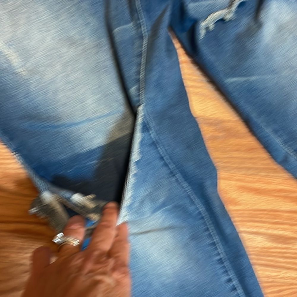 YMI WannaBettaButt, distressed jeans, mid rise, 18 - Picture 3 of 10